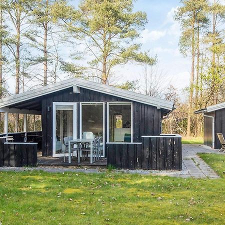 5 Person Holiday Home In Oksb L Dyreby Bagian luar foto