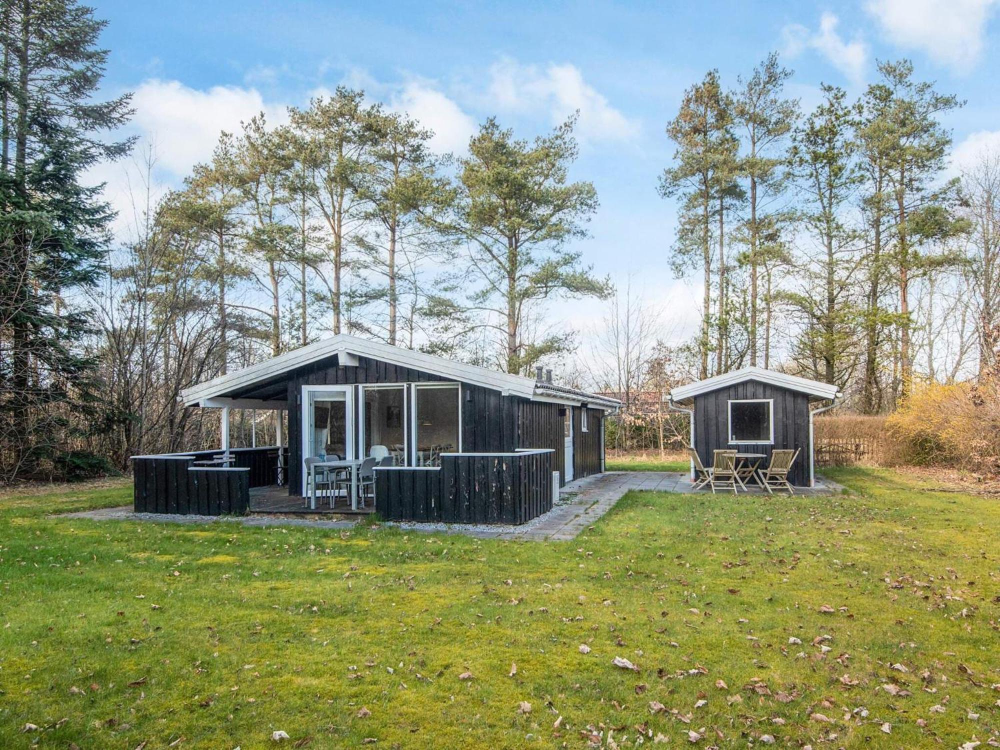 5 Person Holiday Home In Oksb L Dyreby Bagian luar foto