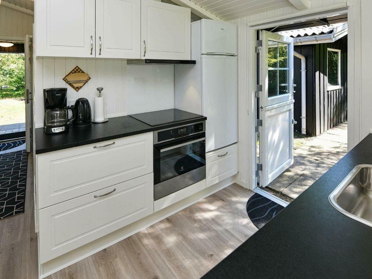 5 Person Holiday Home In Oksb L Dyreby Bagian luar foto