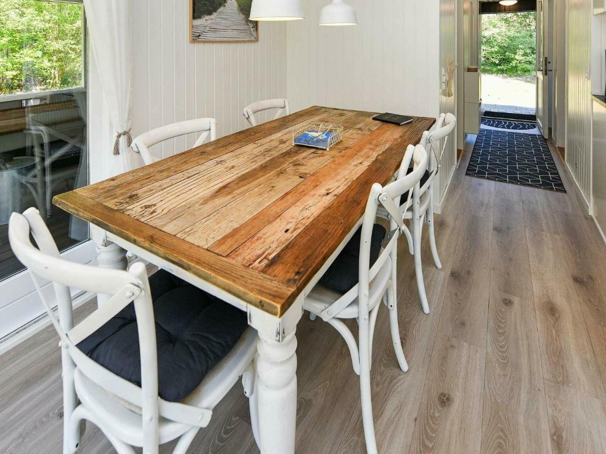 5 Person Holiday Home In Oksb L Dyreby Bagian luar foto